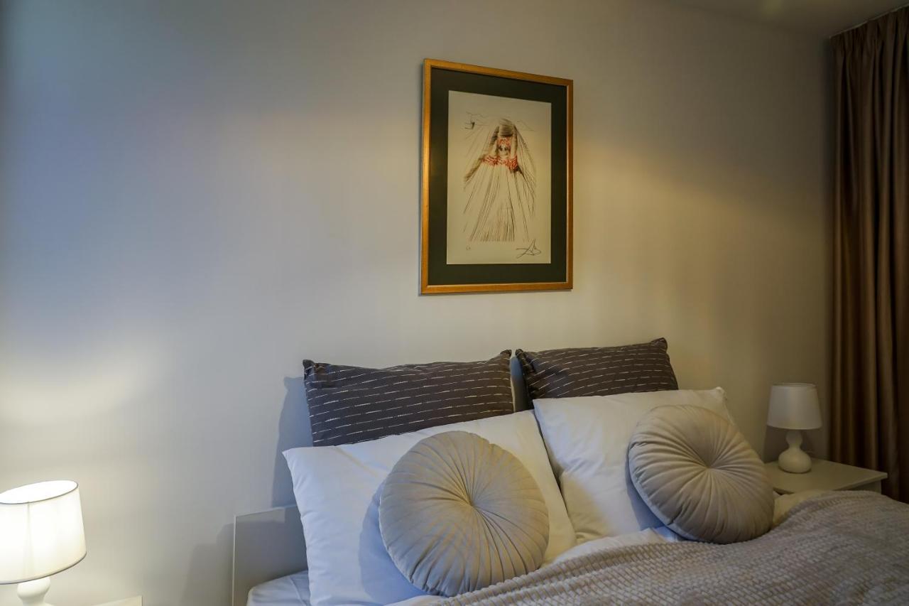 The Urban Oasis Apartment Букурещ Екстериор снимка
