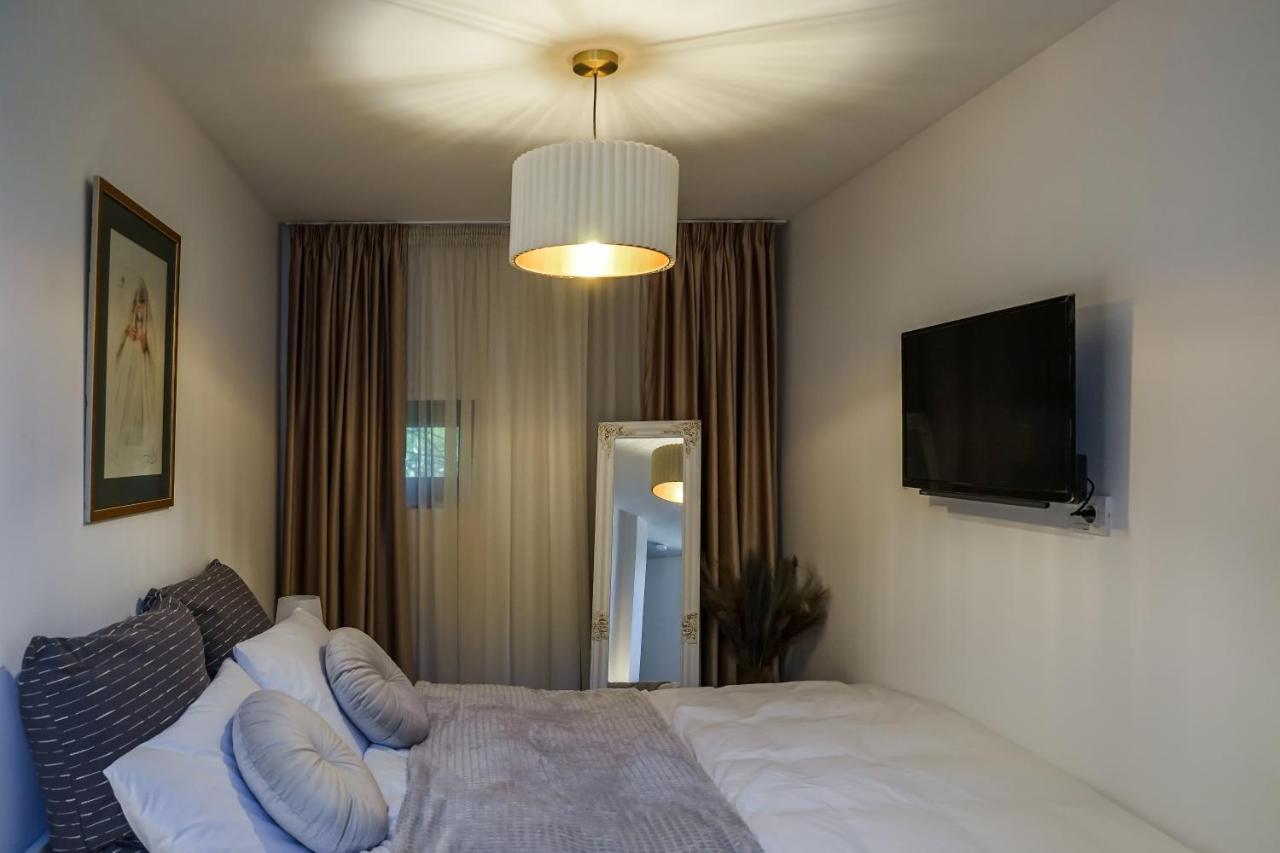 The Urban Oasis Apartment Букурещ Екстериор снимка