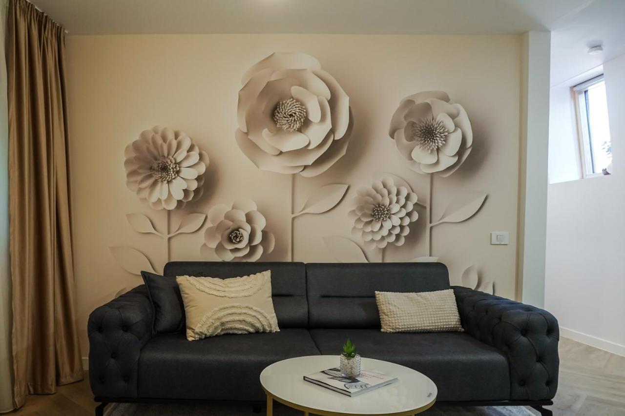 The Urban Oasis Apartment Букурещ Екстериор снимка