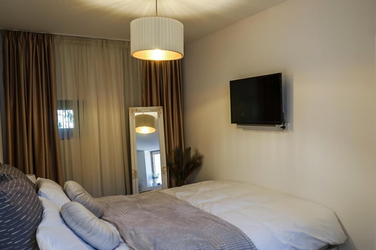 The Urban Oasis Apartment Букурещ Екстериор снимка